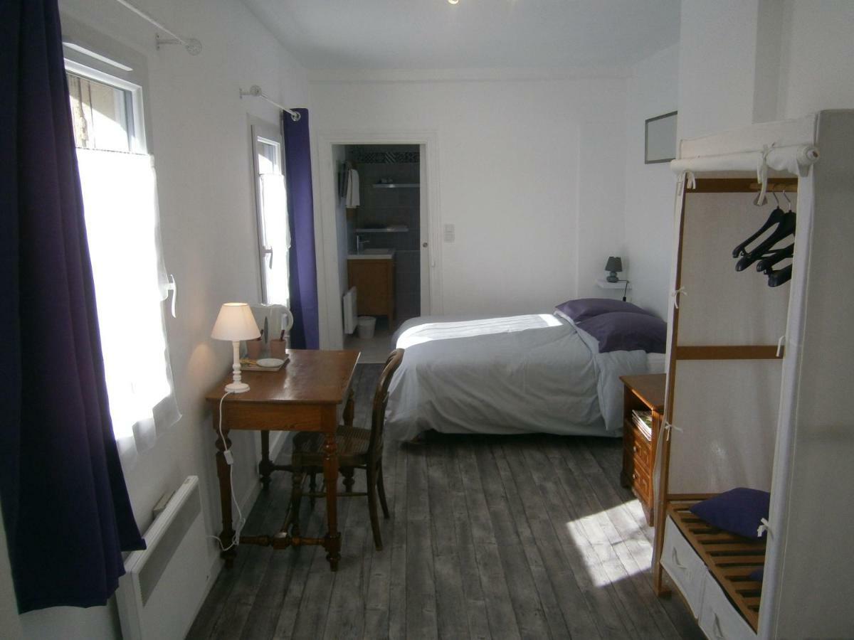 Les Charmilles Bed and Breakfast Saint-Jean-de-Losne Eksteriør billede